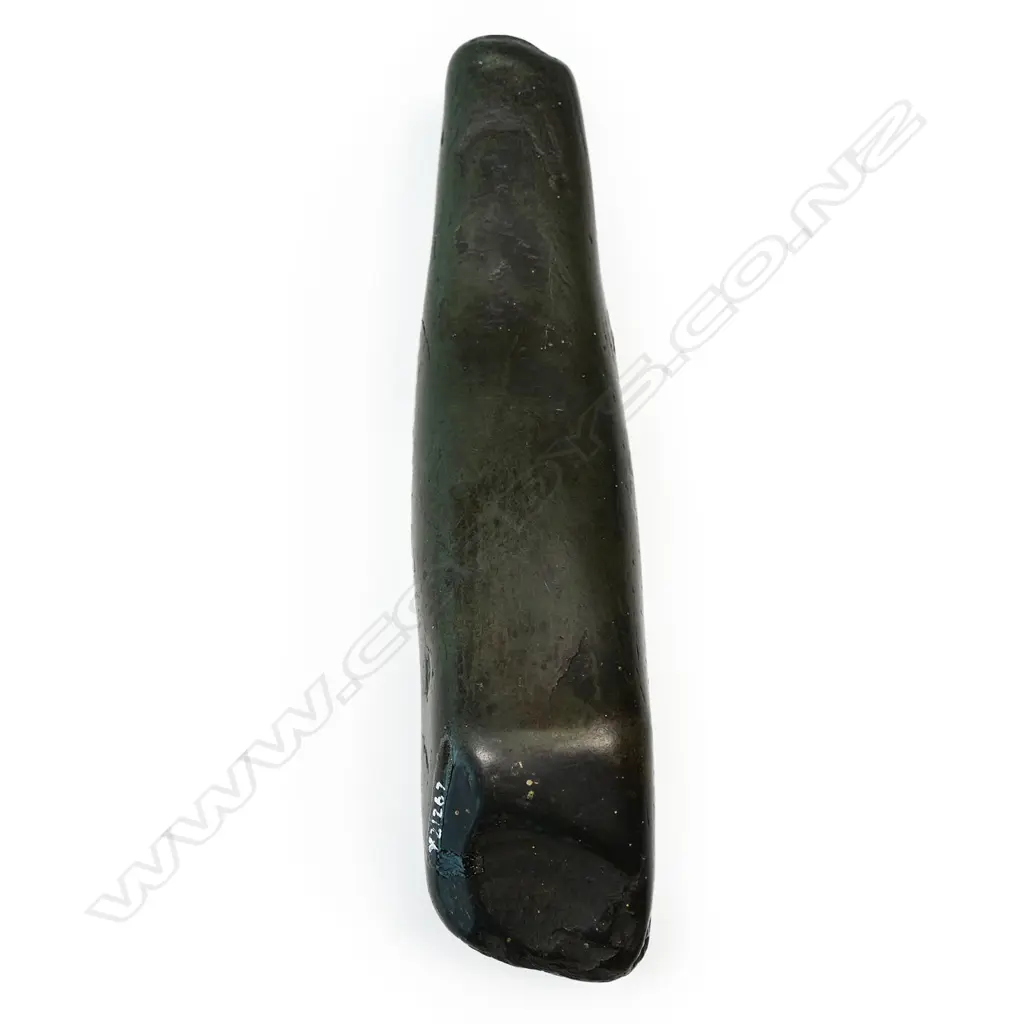 A large Māori pre-European stone toki (adze), Image 1++